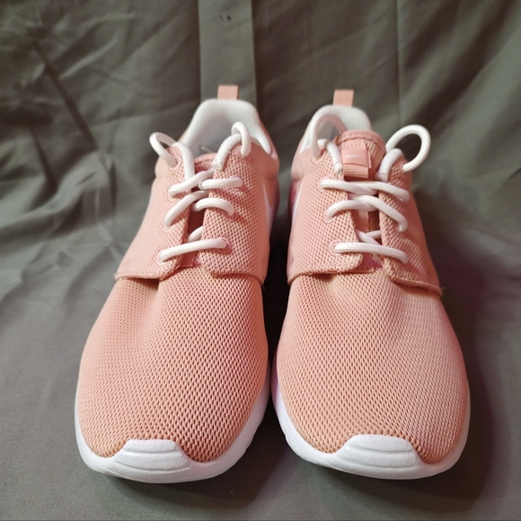 W nike roshe one - Picture 2 of 5